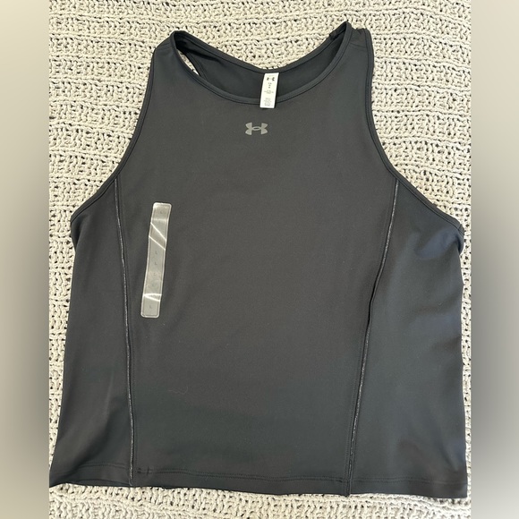 Under Armour Tops - Under Armour Fitted Cropped Shirt